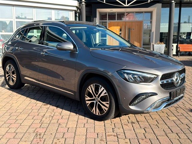 Bild des Angebotes Mercedes-Benz GLA 250 4Matic*Panorama*Ahk*Rfk*