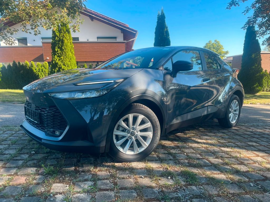 Bild des Angebotes Toyota C-HR 1.8 Hybrid Active / LED / CarPlay