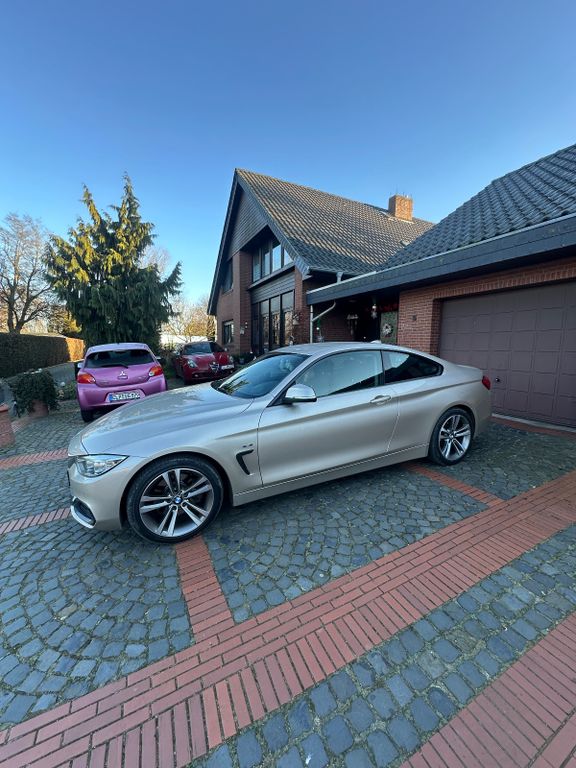Bild des Angebotes BMW 428i Coupé Sport Line *head up* * Harman kardon