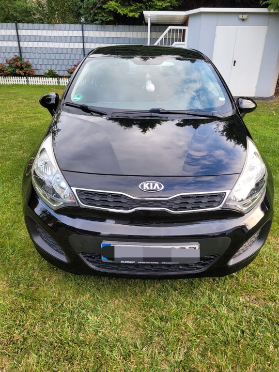 Bild des Angebotes Kia Rio 1.2 FIFA World Cup Edition FIFA World Cu...