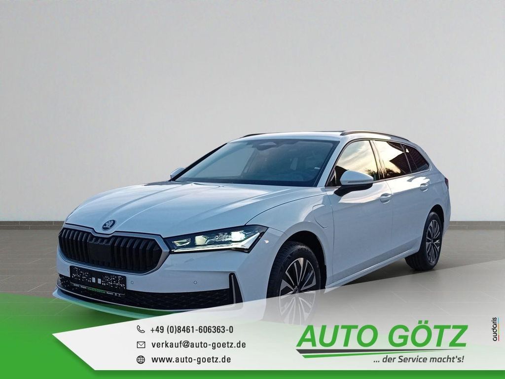 Bild des Angebotes Skoda Superb Combi Selection iV DSG AHK/Navi/Standklim
