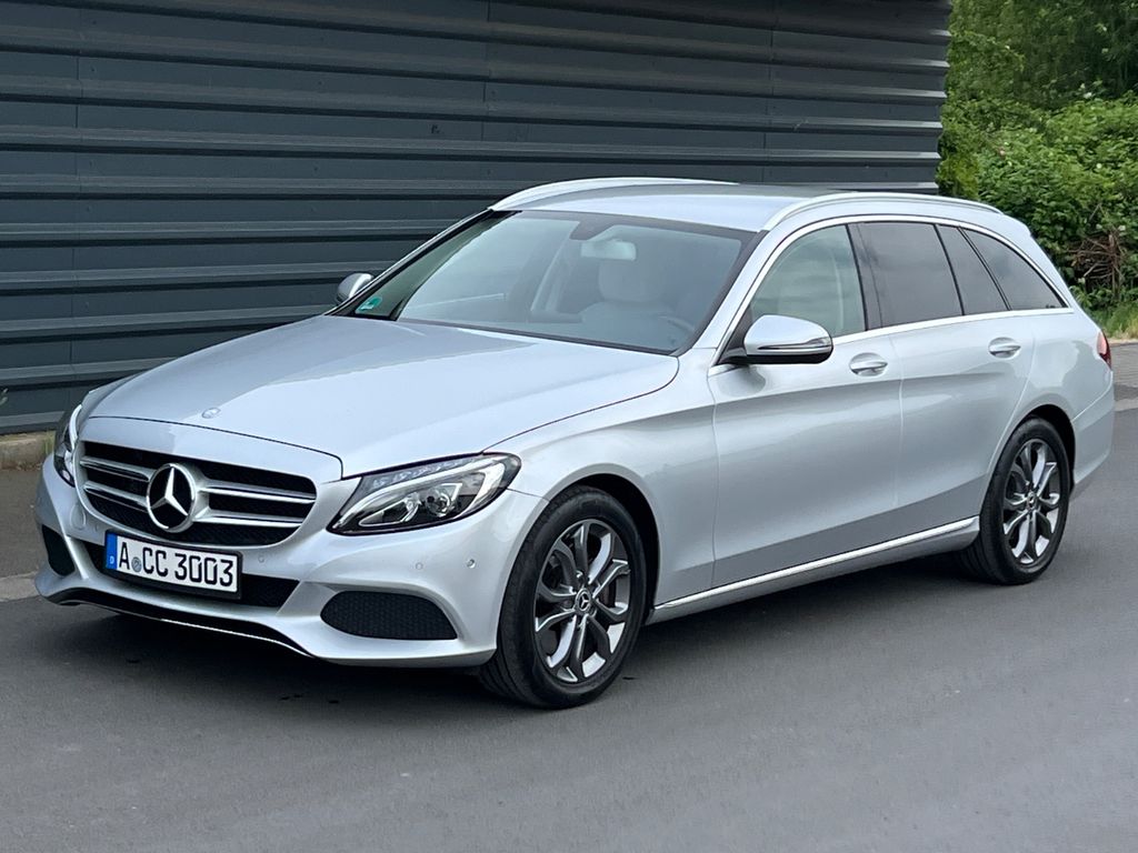 Bild des Angebotes Mercedes-Benz C 300 h T Autom. AMG Line