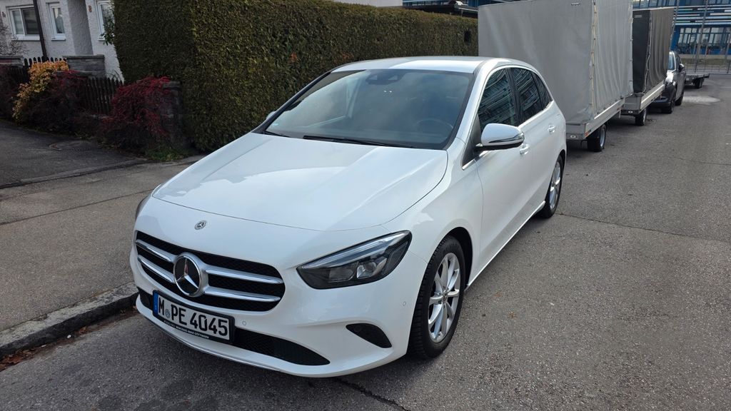 Bild des Angebotes Mercedes-Benz B 200 AHK/163PS/Amg line