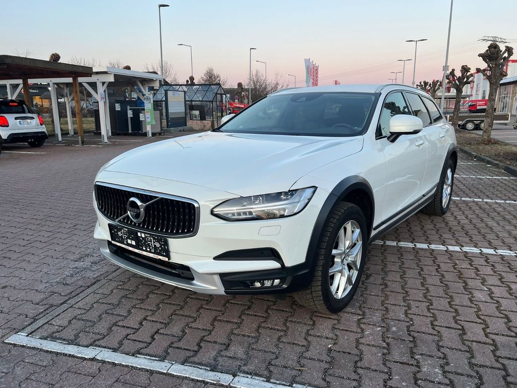 Bild des Angebotes Volvo V90 Cross Country T6 AWD Geartronic Navi LED