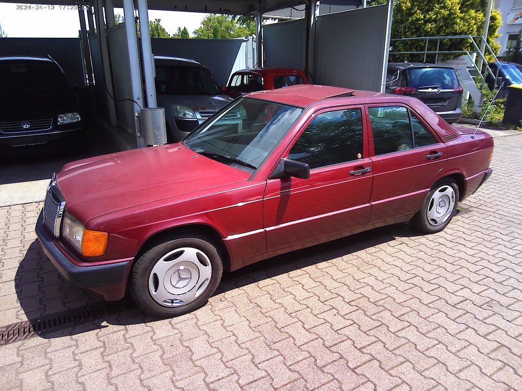 Mercedes-Benz 190