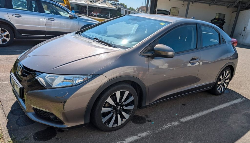 Bild des Angebotes Honda Civic 1.8 i-VTEC Sport