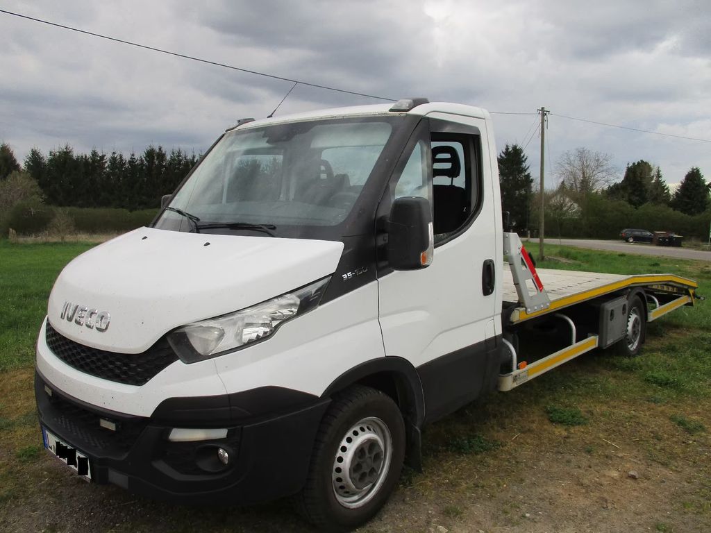 Bild des Angebotes Iveco Daily 2.3D Abschleppwagen Autotransporter 3,5t