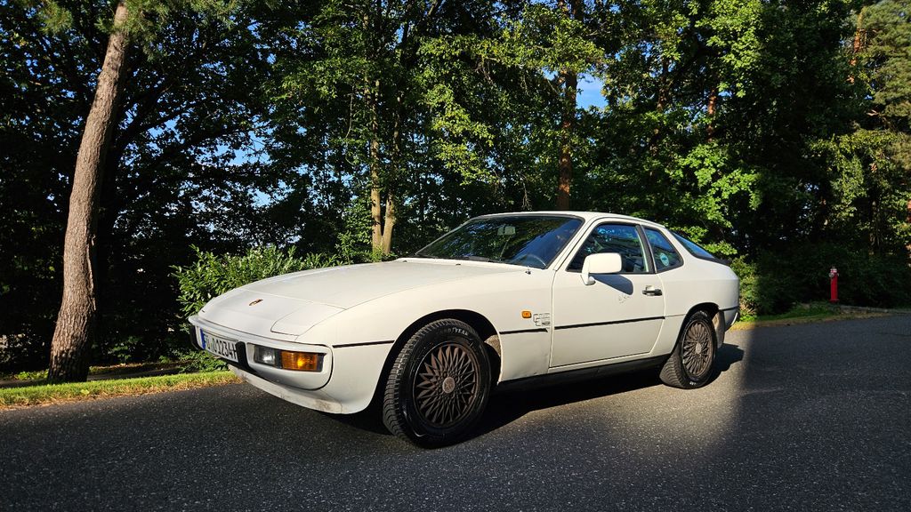 Bild des Angebotes Porsche 924 - sehr viele NEUE Teile!!