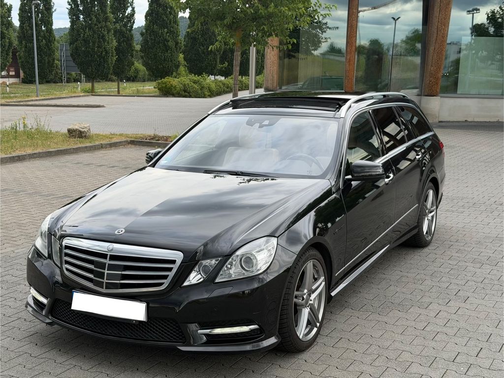 Bild des Angebotes Mercedes-Benz E 500 4MATIC T BlueEFFICIENCY Avantgarde