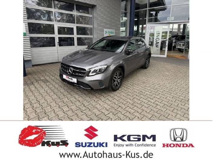Bild des Angebotes Mercedes-Benz GLA 200 1.6 Night-Paket +LED+Navi+360°Kamera+