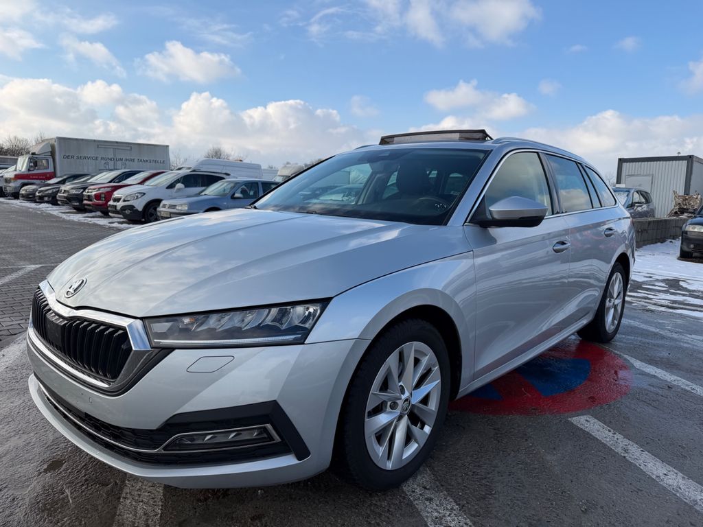 Bild des Angebotes Skoda Octavia Led//Cam//Panorama//Carplay//Ambiente