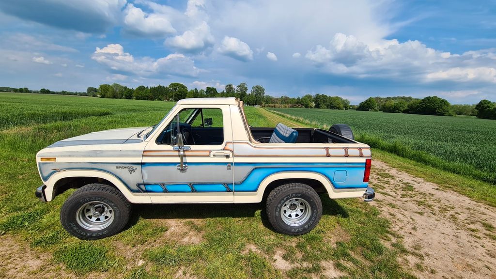 Ford Bronco 302 CID V8  Arizona Import  Motor überh.
