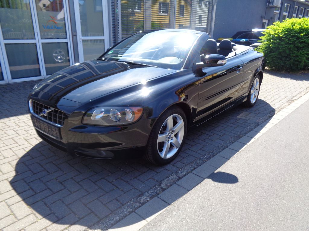 Bild des Angebotes Volvo C70 Cabriolet 2.4 Momentum Leder 95 TKm Alu PDC