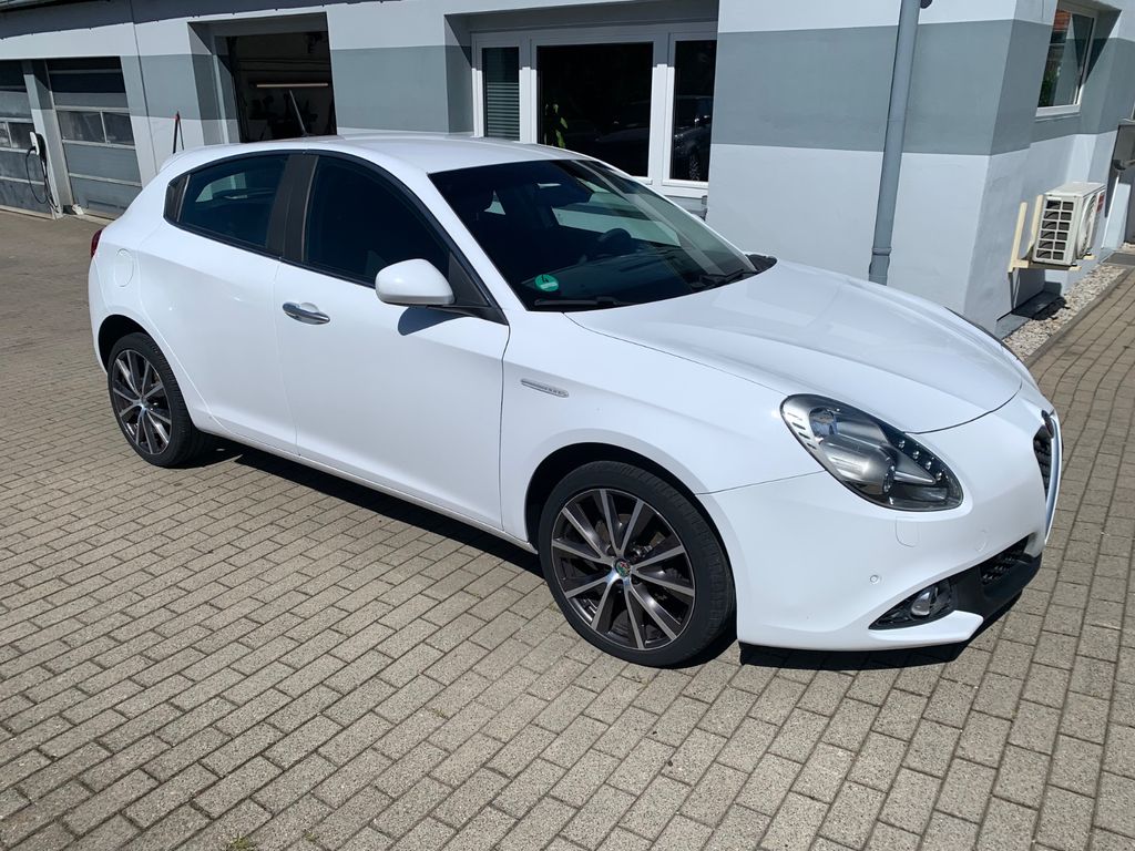 Bild des Angebotes Alfa Romeo Giulietta Super 1,4 Temp. Shzg PDC Xenon 96TKM