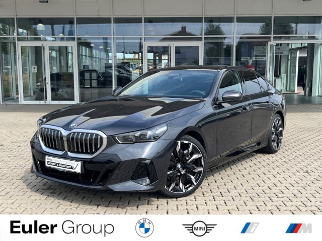 Bild des Angebotes BMW 540 d xDr. M Sport 21'' B&W Pano KomfSi belüftet