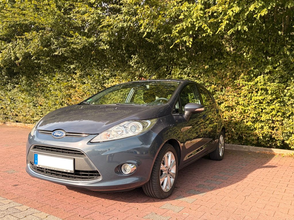 Bild des Angebotes Ford Fiesta 1.4 Titanium | 1. Hand | TÜV 12/27 |