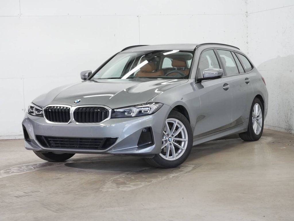 Bild des Angebotes BMW 318i Touring Step*Kamera*ParkAssist*KomfZg*Leder