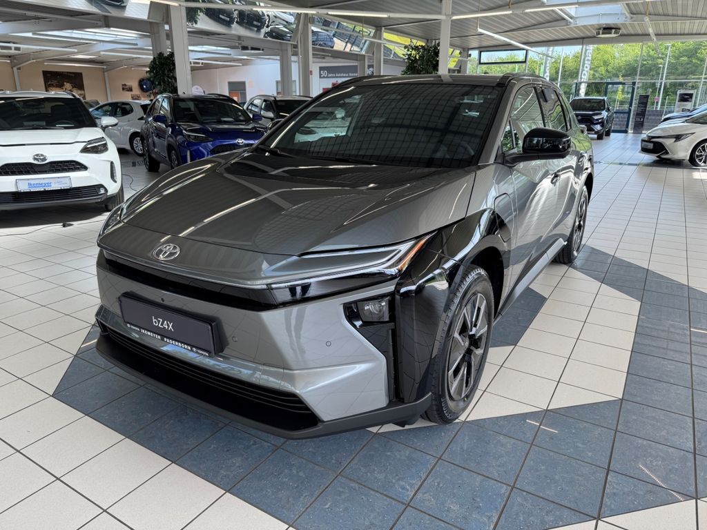 Bild des Angebotes Toyota bz4X Teamplayer 360°Kamera Toter Winkel Warner