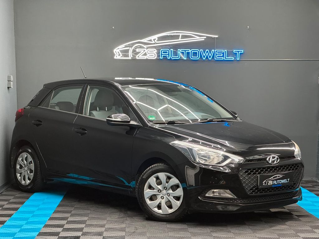 Bild des Angebotes Hyundai i20 Basis*KLIMA*SZH*NAVI*APPLE CAR PLAY