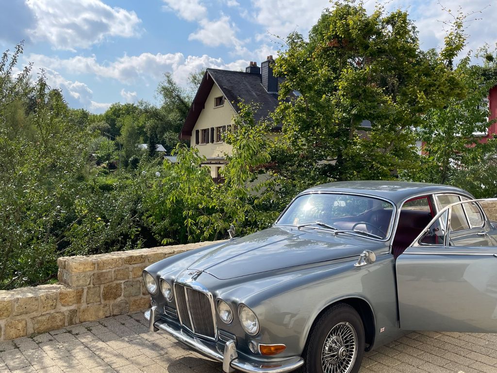 Bild des Angebotes Jaguar 420