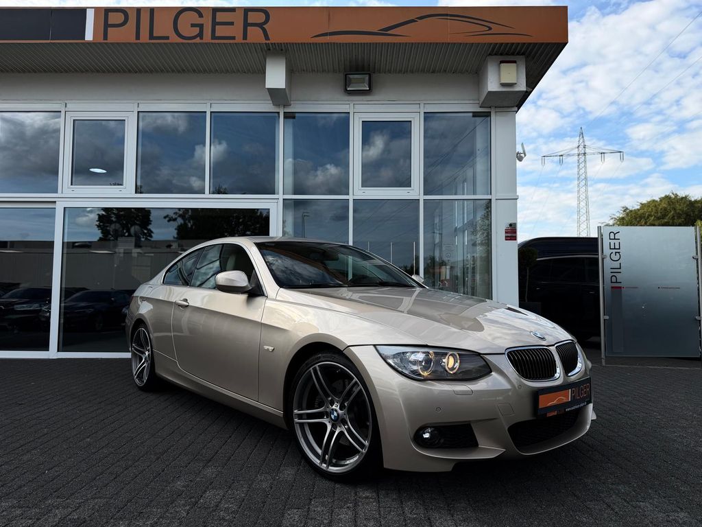 Bild des Angebotes BMW E92 325i LCI Coupe*Sport*Shz*AC*Rollo*Xenon*6Zyl