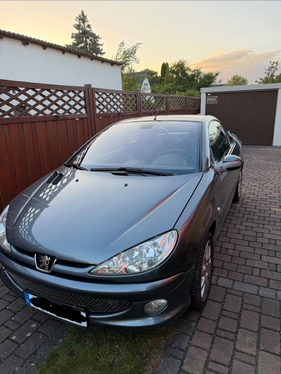 Bild des Angebotes Peugeot 206 CC RC-Line Cabrio | 1.6 16V 109 PS |