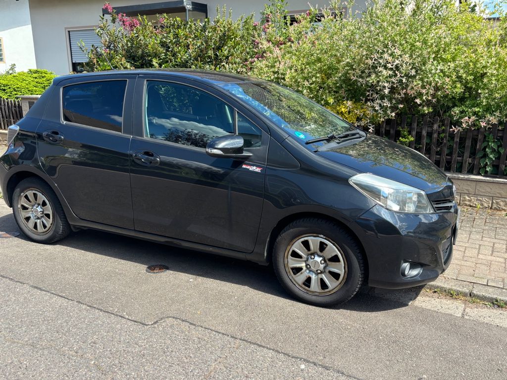 Bild des Angebotes Toyota Yaris 1,0-l-Dual-VVT-i - Plus Paket