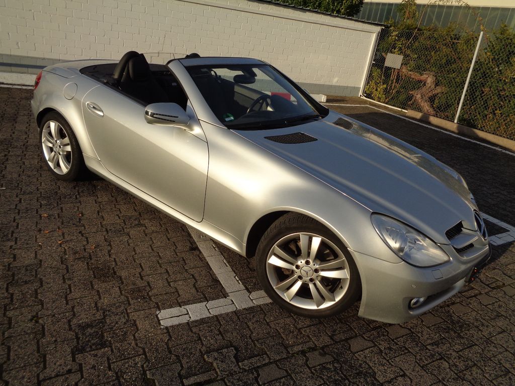 Bild des Angebotes Mercedes-Benz SLK 200KAut.Leder Klimaaut. XenonNavi.Airsca.PDC