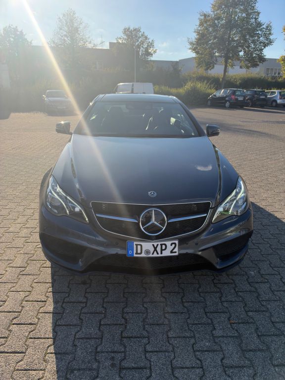 Bild des Angebotes Mercedes-Benz E 500 Coupe AMG Line Vollausstatung TOP gepflegt