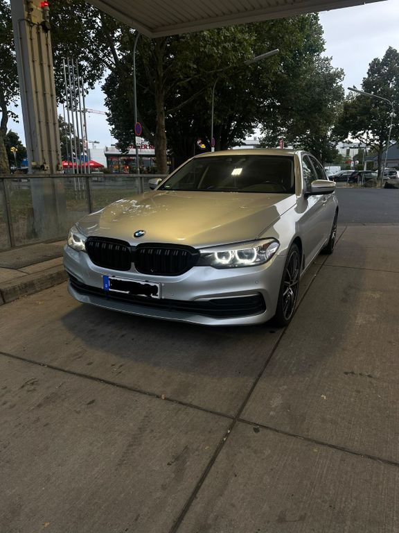 Bild des Angebotes BMW 520d A -