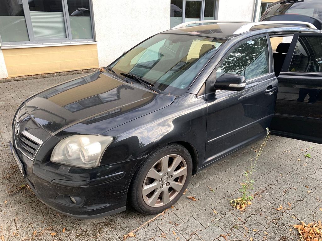Toyota Avensis Kombi 2.2 D-CAT Sol