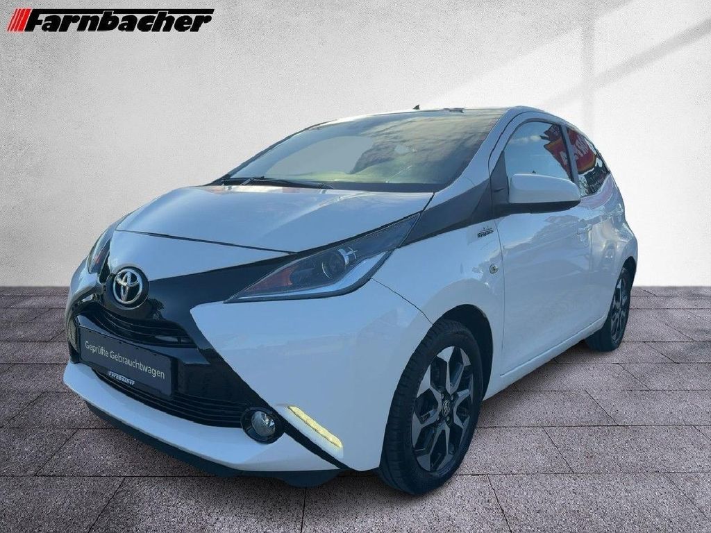 Bild des Angebotes Toyota AYGO x-play touch + X-business-Paket*