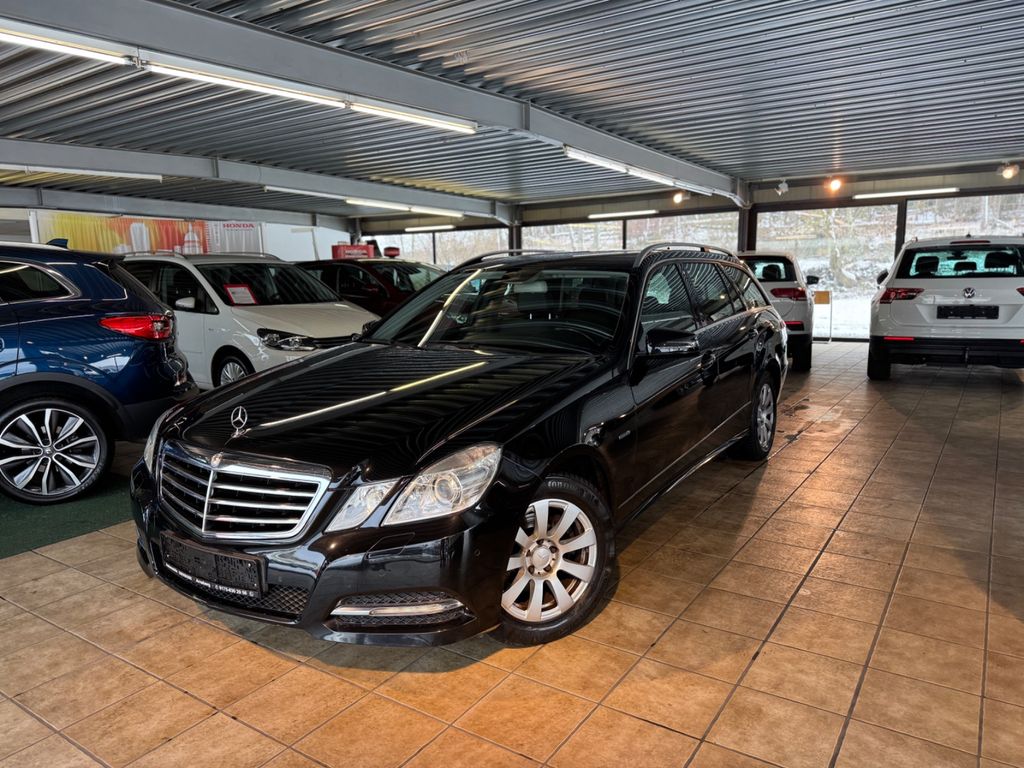Bild des Angebotes Mercedes-Benz E 200 CGI BlueEfficiency*Avantgarde*Navi*