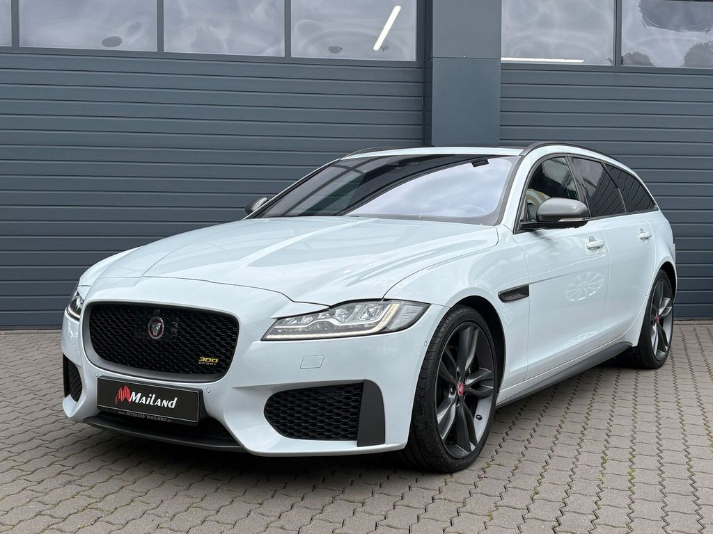 Bild des Angebotes Jaguar XF 30d*300 Sport*1.Hd.*AHK*HUD*PanoD.*uvm!*
