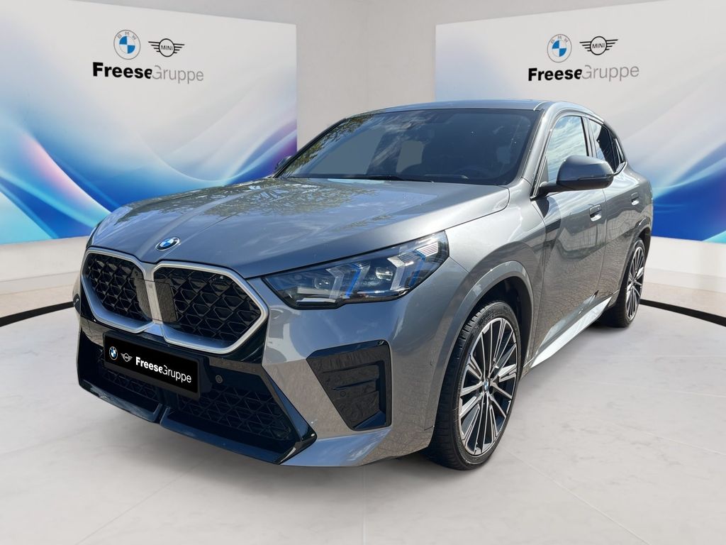 Bild des Angebotes BMW X2 sDrive20i AHK HEAD-UP RFK HIFI SPORTSITZE LED