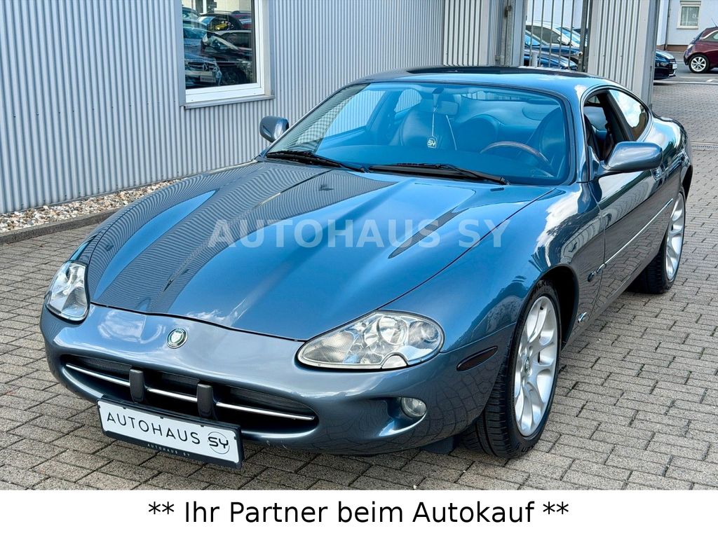 Bild des Angebotes Jaguar XK8 4.0 V8 ** AUTOMATIK LEDER MEMORY KLIMA SHZ *
