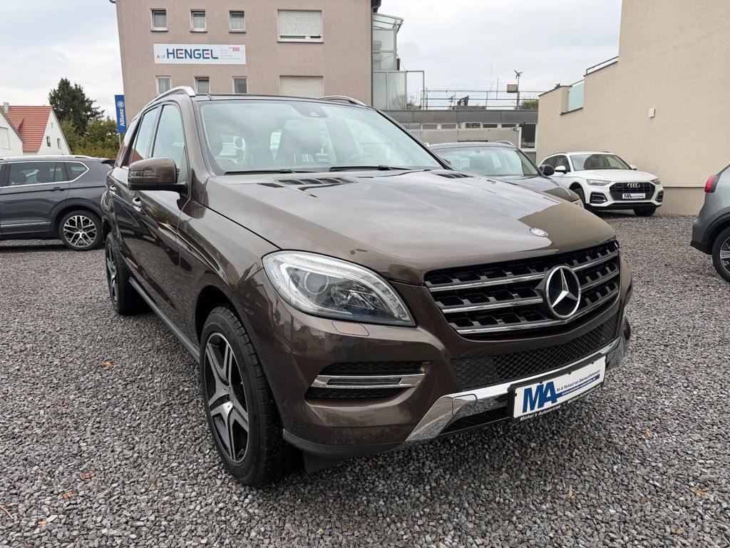 Bild des Angebotes Mercedes-Benz ML 350CDI BlueT 4M ILS Pano AHK Navi Sitzh.1.HD