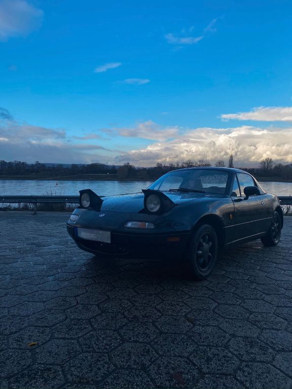 Mazda MX-5 1.6 Classic TÜV 01/27