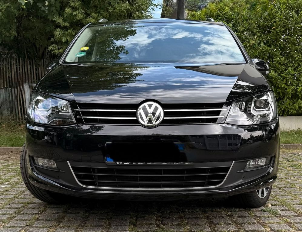 Bild des Angebotes Volkswagen Sharan 2.0 TDI SCR DSG BMT SOUND SOUND