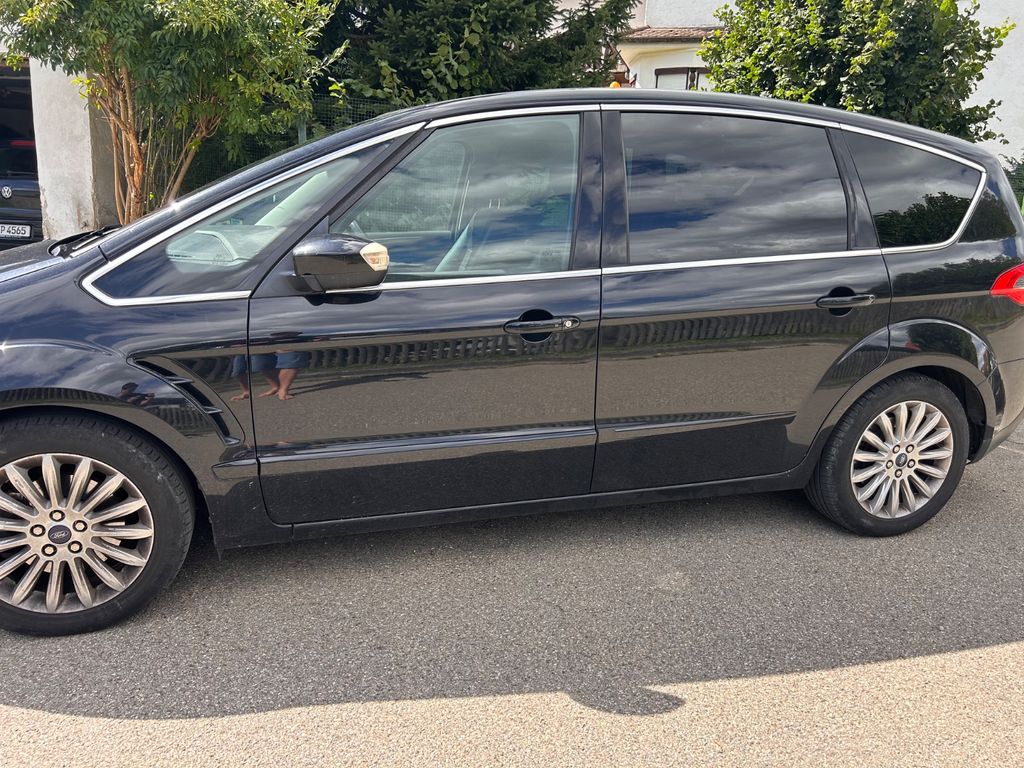 Bild des Angebotes Ford S-Max 1,6 EcoBoost Titanium Titanium