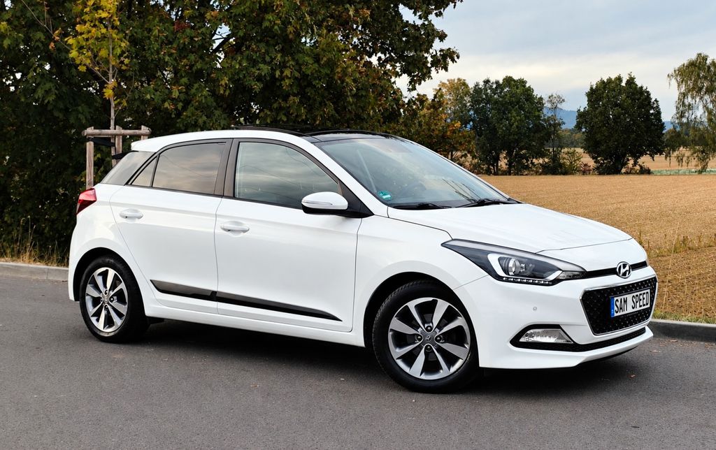 Bild des Angebotes Hyundai i20 Style Volle Ausstattung Panorama usw..