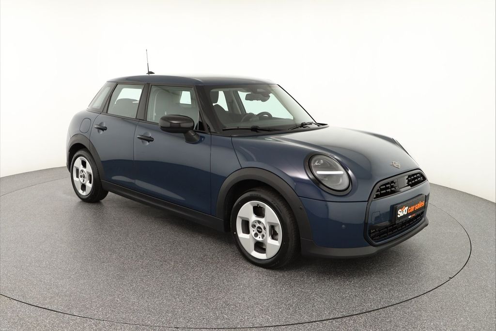Bild des Angebotes MINI Cooper C Essential Trim NAV*ParkAs*SHZ*LED*PDC