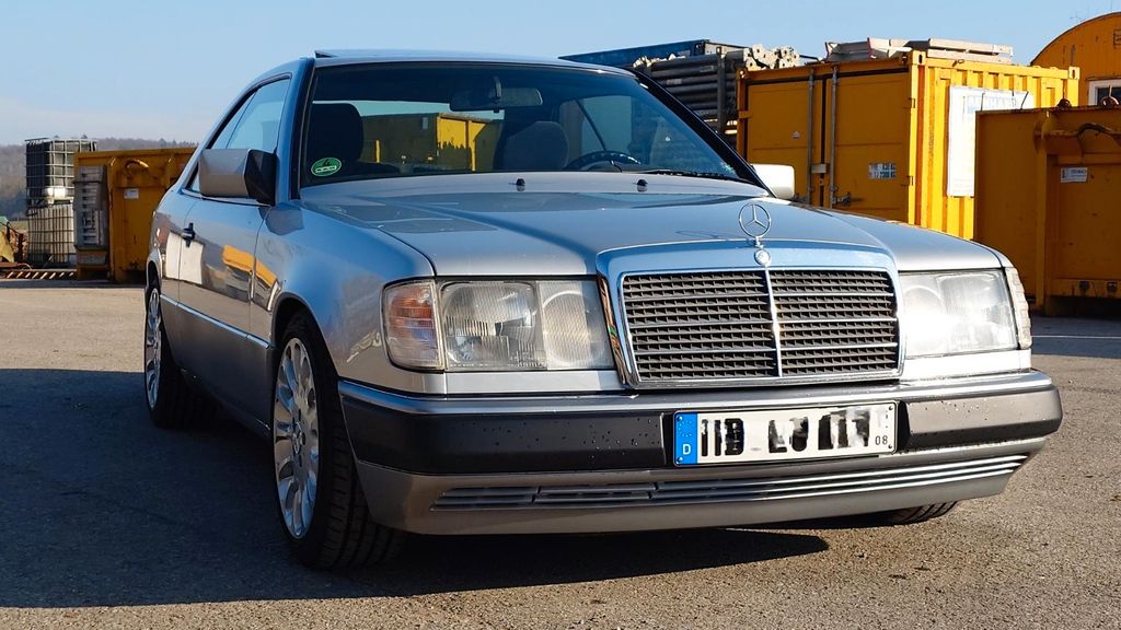 Bild des Angebotes Mercedes-Benz W124 Coupé mit H-Zulassung