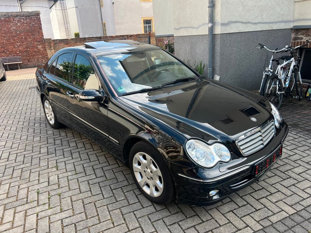 Bild des Angebotes Mercedes-Benz C 220 Elegance/Xenon/Leder/Schiebedach/Tempo