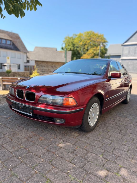 Bild des Angebotes BMW 523i