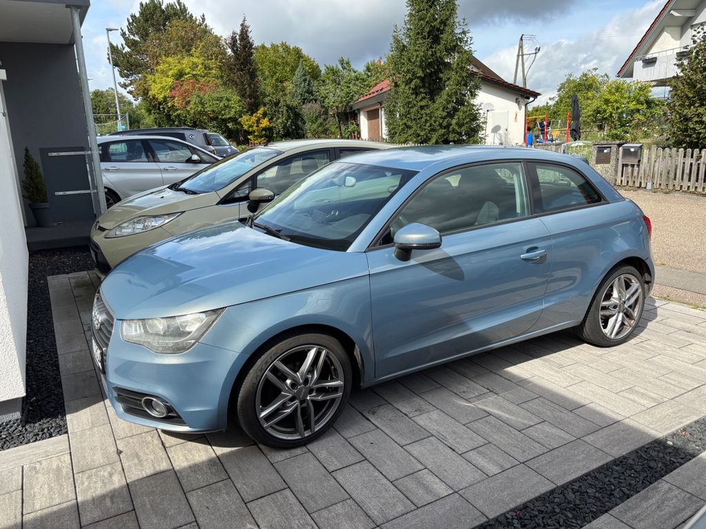 Bild des Angebotes Audi A1 1.2 TFSI / 8-Fach / S-Heft / Tüv neu