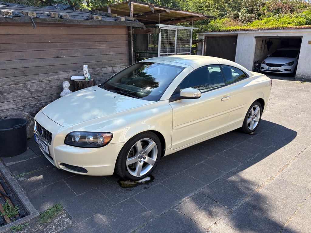 Bild des Angebotes Volvo C70 2.0D Momentum