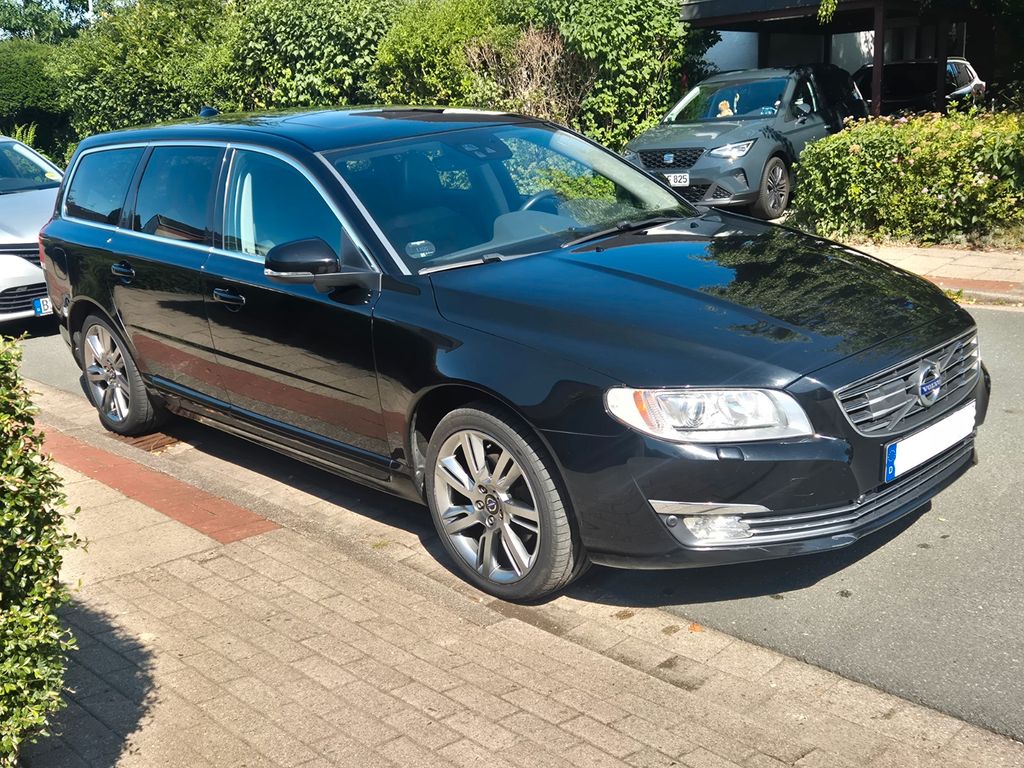Bild des Angebotes Volvo V70 D4 Summum Summum