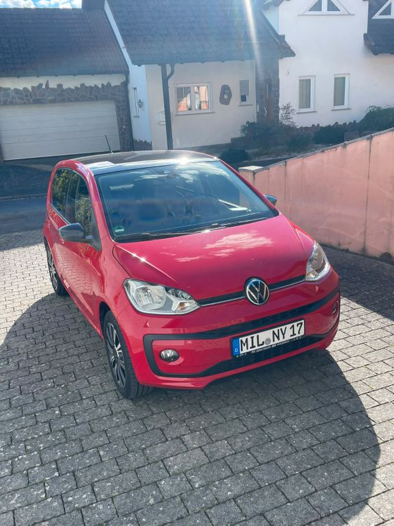 Volkswagen up! 1.0 MPI 65 PS | 8.172 km | HU 12/2027
