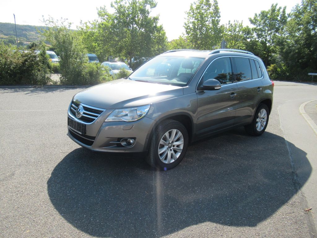 Bild des Angebotes Volkswagen Tiguan Team  2.0TDI *schwenkbAHK*Climatr*Sitzh